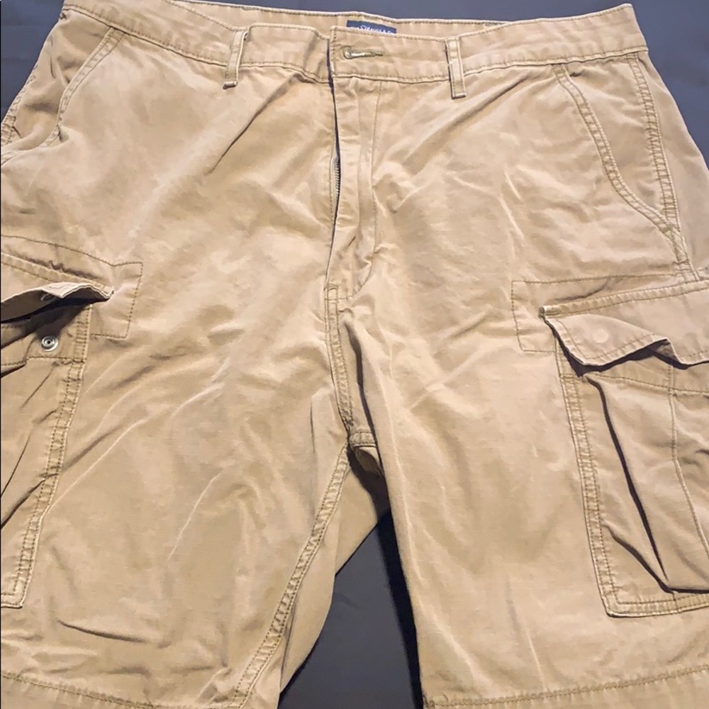 Levi’s Cargo Shorts!